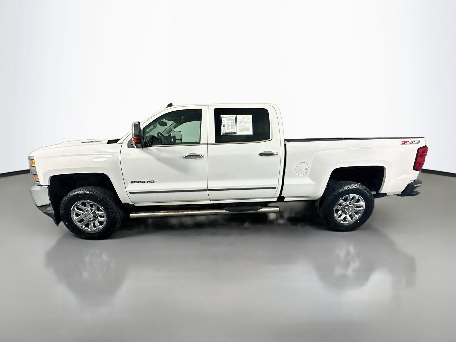 Used 2018 Chevrolet Silverado 2500 LTZ w/ Duramax Plus Package AWD/4WD image 4