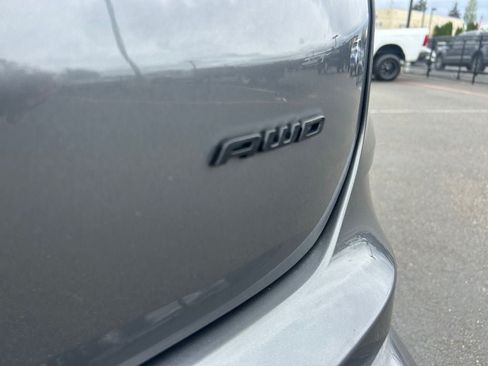Used 2022 Ford Edge SE w/ Black Appearance Package AWD/4WD image 34