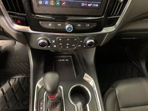 Used 2023 Chevrolet Traverse RS image 12