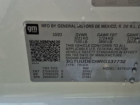 Used 2024 GMC Sierra 1500 SLT AWD/4WD image 27