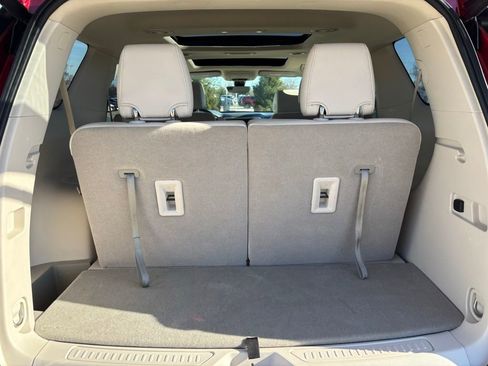 Used 2022 GMC Acadia Denali w/ Denali Technology Package image 9