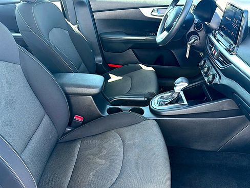 Used 2024 Kia Forte LXS FWD image 22