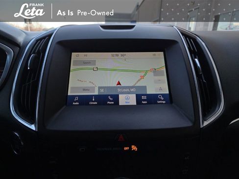 Used 2020 Ford Edge Titanium w/ Equipment Group 301A image 18