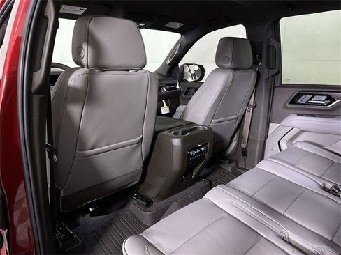 New 2026 GMC Yukon Elevation w/ LPO, Get Active Package image 21