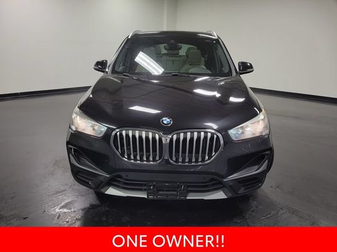 Used 2021 BMW X1 xDrive28i w/ Convenience Package AWD/4WD image 3