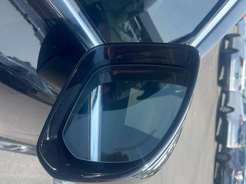 Used 2020 Volvo XC60 T5 Momentum FWD image 24