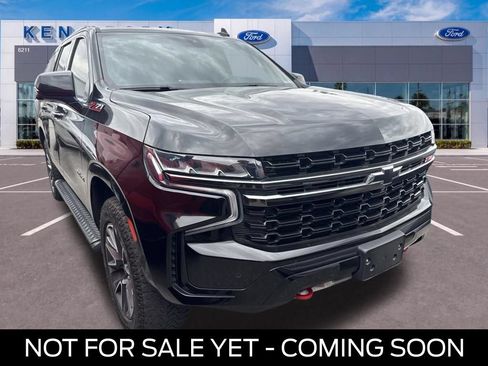 Used 2021 Chevrolet Tahoe Z71 w/ Z71 Off-Road Package AWD/4WD image 1