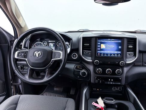 Used 2019 RAM 1500 Big Horn RWD image 3