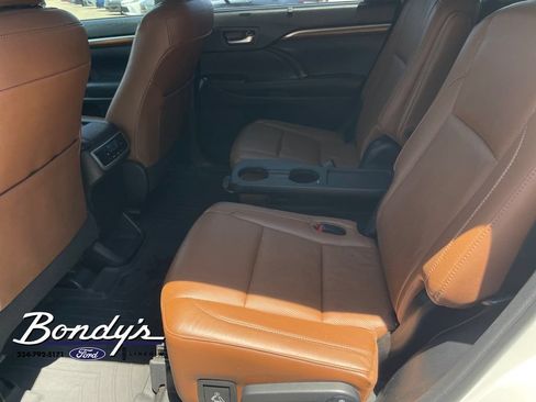 Used 2019 Toyota Highlander Limited AWD/4WD image 11