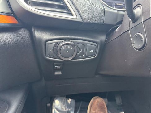 Used 2018 Lincoln MKX Reserve w/ Luxury Package image 28