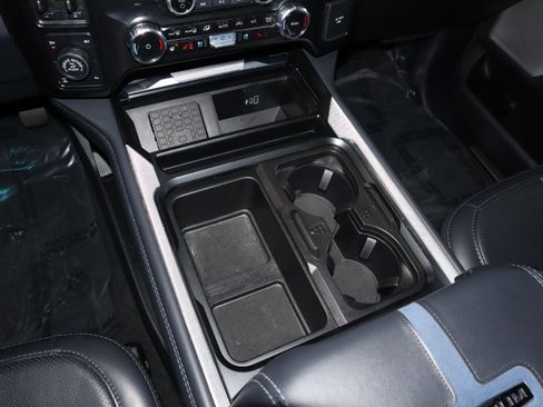 Used 2025 Ford F250 Platinum w/ Tremor Off-Road Package image 31