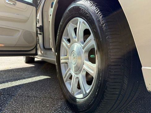 Used 2011 Cadillac DTS image 38