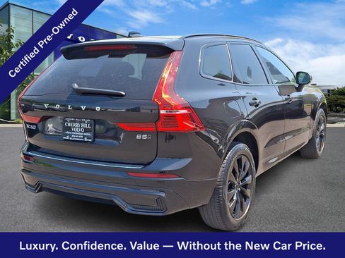 Certified 2025 Volvo XC60 B5 Core AWD/4WD image 7