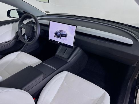 Used 2024 Tesla Model 3 Long Range RWD image 29