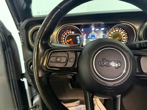 Used 2021 Jeep Gladiator Sport AWD/4WD image 20