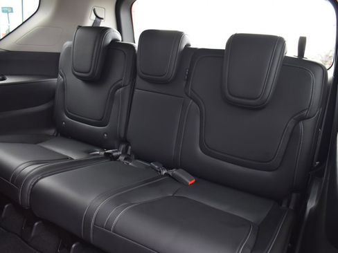 New 2026 Nissan Armada SV image 41