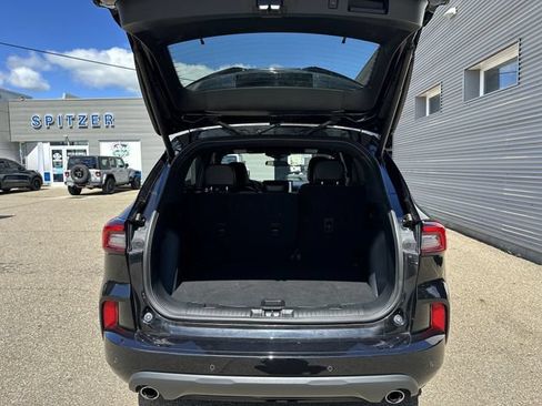 Used 2024 Ford Escape ST-Line w/ Tech Pack #1 AWD/4WD image 22