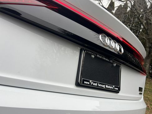 Used 2019 Audi Q8 Prestige image 95