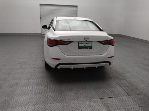 Used 2024 Nissan Sentra SV FWD image 6