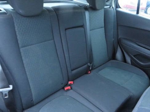 Used 2018 Chevrolet Trax LS image 32