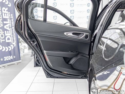 Used 2024 Alfa Romeo Giulia Ti RWD image 33