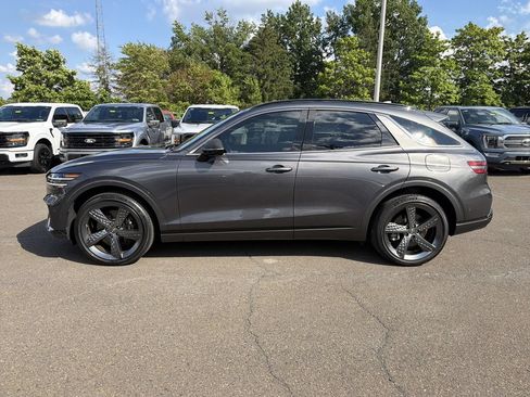 Used 2022 Genesis GV70 3.5T Sport w/ Sport Prestige Package AWD/4WD image 2