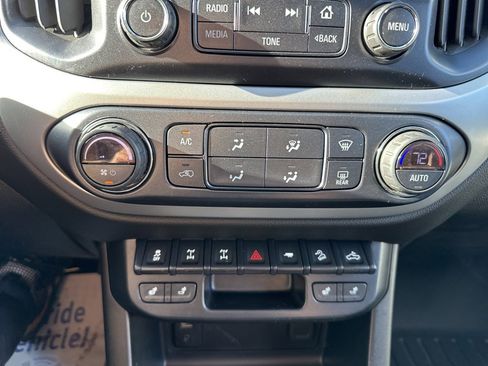 Used 2018 Chevrolet Colorado ZR2 image 72