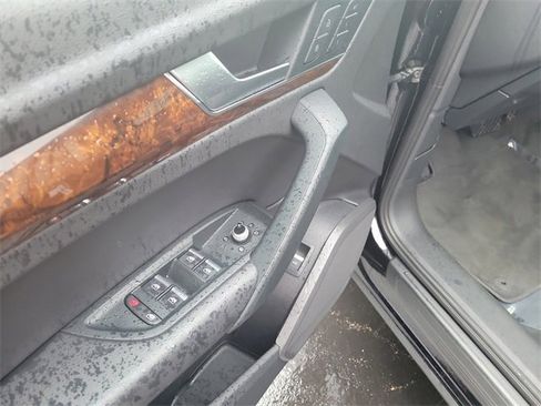 Used 2018 Audi Q5 2.0T Premium w/ Convenience Package image 23