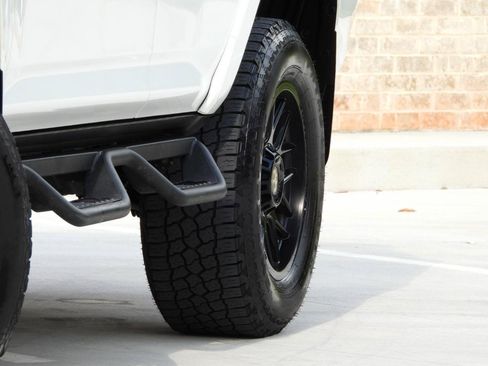 Used 2021 Toyota 4Runner SR5 AWD/4WD image 7