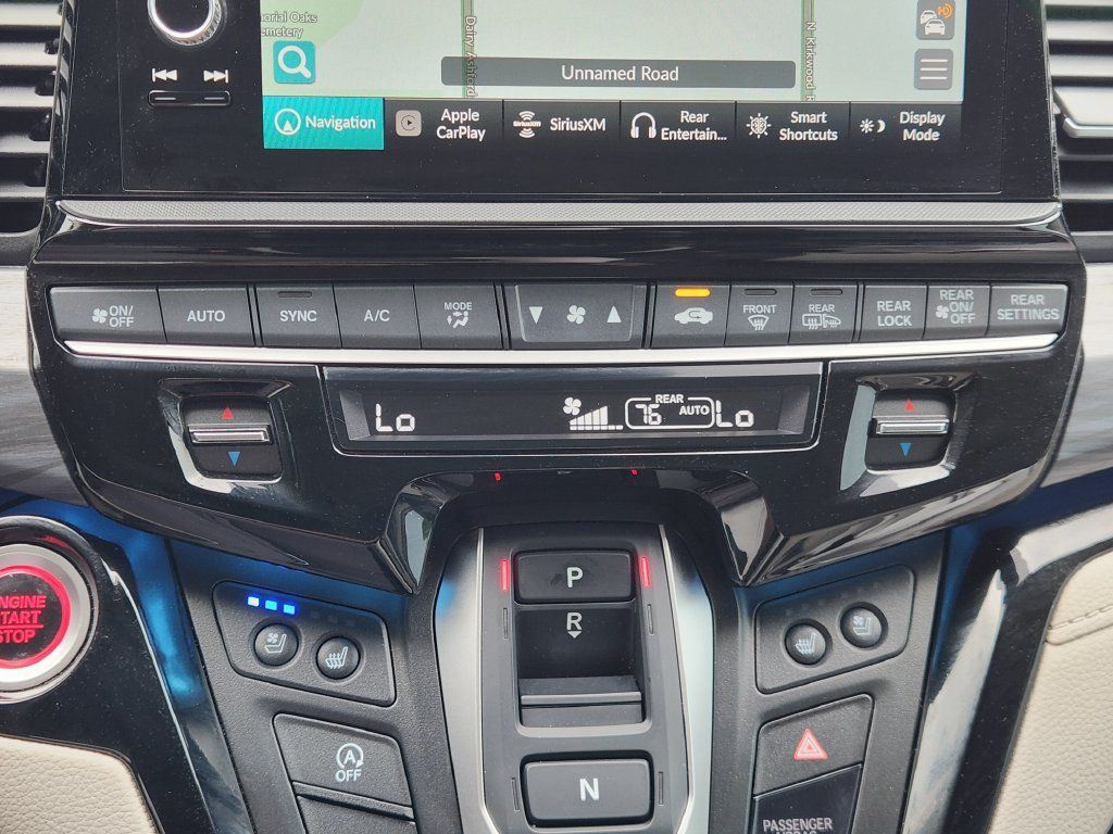 Used 2025 Honda Odyssey Elite image 18