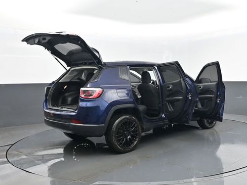 Used 2019 Jeep Compass Sport w/ Cold Weather Group image 29