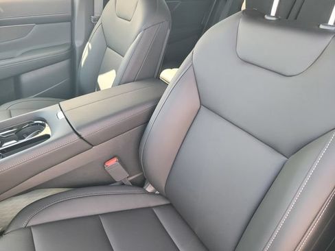 New 2026 Nissan Murano SV AWD/4WD image 8