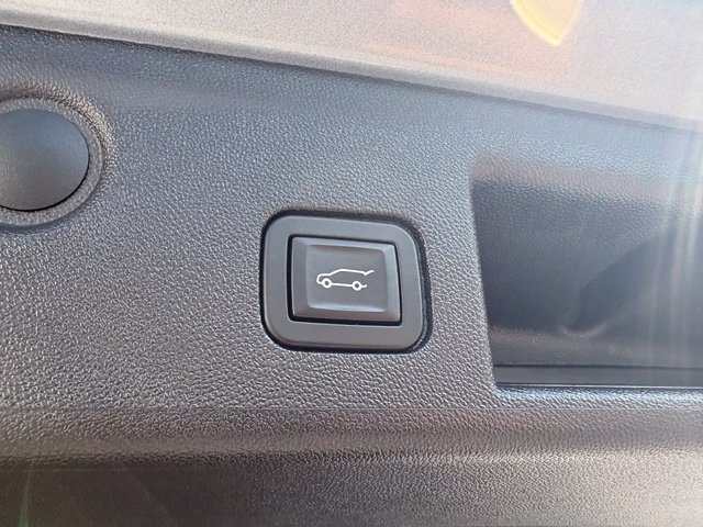 Used 2024 Chevrolet Equinox LT w/ Driver Convenience Package AWD/4WD image 29
