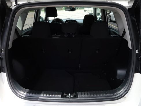 Used 2023 Kia Soul LX w/ Option Group 015 FWD image 11