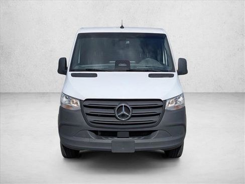 Used 2025 Mercedes-Benz Sprinter 2500 image 2