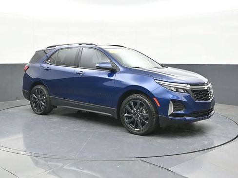 Used 2022 Chevrolet Equinox RS w/ RS Leather Package FWD image 19