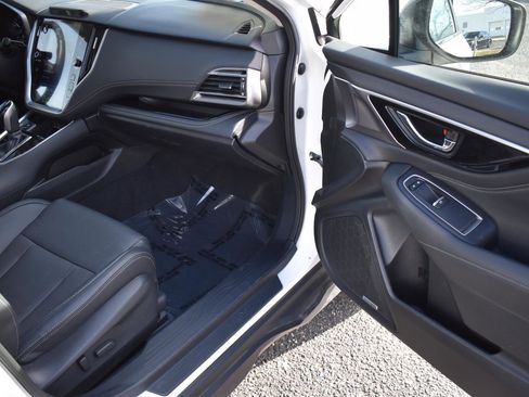 Used 2024 Subaru Outback Limited image 16