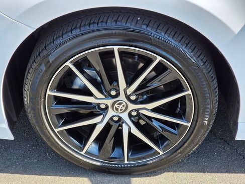 Used 2024 Toyota Camry SE w/ Cold Weather Package image 18