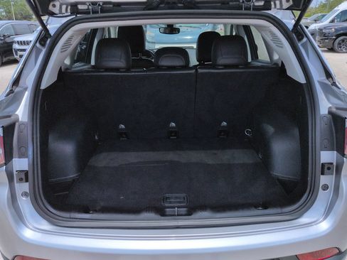 Used 2019 Jeep Compass Latitude FWD image 13