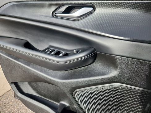 Certified 2024 Jeep Grand Cherokee Altitude image 6