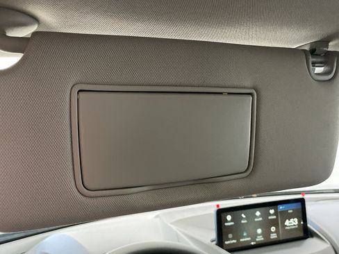 Used 2025 Acura RDX SH-AWD w/ Technology Package image 30