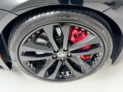 Used 2024 Jaguar F-TYPE R-Dynamic RWD image 31