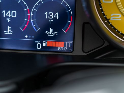 Certified 2022 Ferrari Portofino M image 7