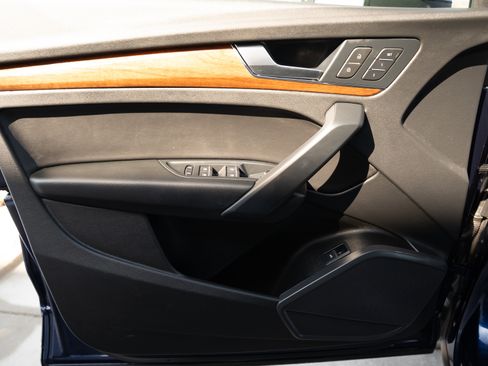 Certified 2023 Audi Q5 2.0T Premium w/ Convenience Package image 19