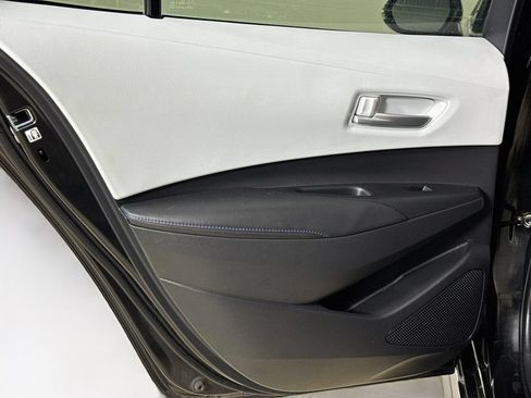 Certified 2022 Toyota Corolla SE w/ SE Premium Package FWD image 22