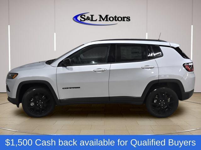 New 2026 Jeep Compass Latitude AWD/4WD image 4