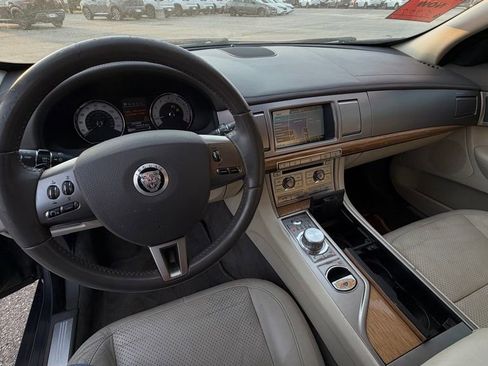 Used 2009 Jaguar XF Premium image 19