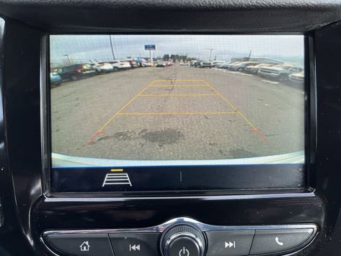 Used 2019 Chevrolet Trax LT w/ LT Convenience Package image 24