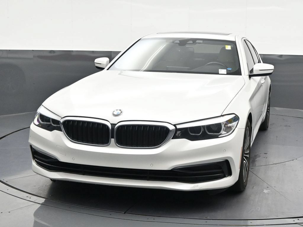 Used 2019 BMW 530i w/ Convenience Package RWD image 9