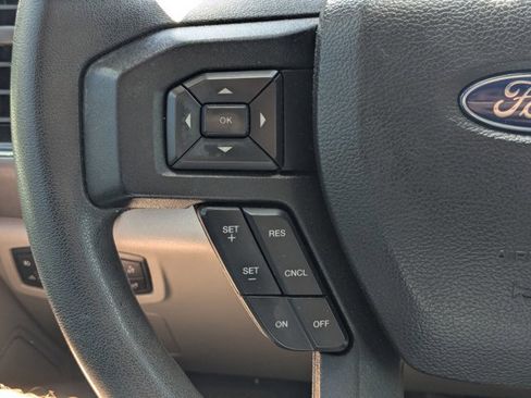 Used 2018 Ford F150 XLT image 4